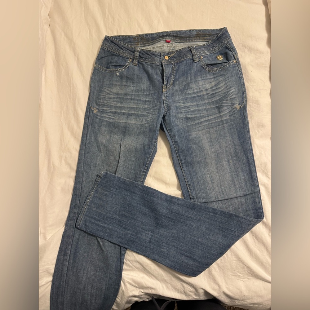 Apple Bottom Jeans - Picture 7 of 7